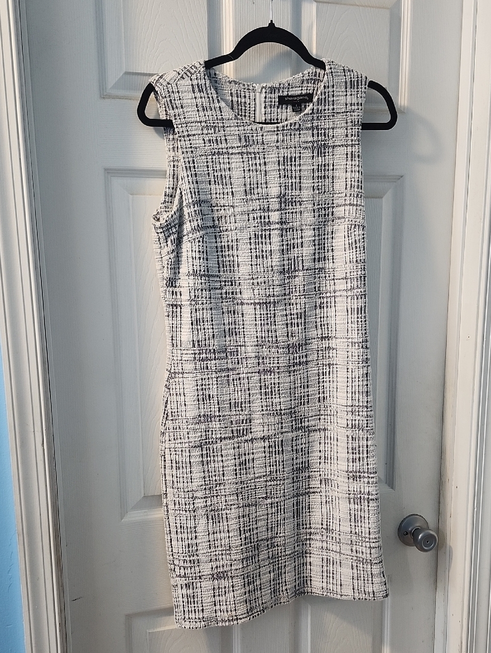 Sharagano Black and White Plaid Sleeveless Shift Dress